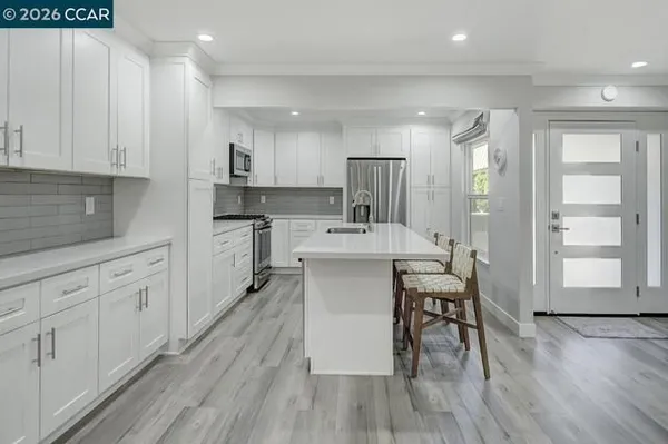 Property Slideshow image 2 of 56 | 1124 singingwood ct 5, Walnut Creek, CA, 94595