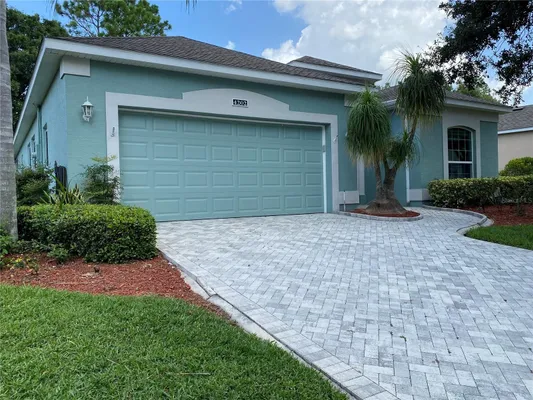 Property Slideshow image 3 of 73 | 4202 hammersmith dr, Clermont, FL, 34711