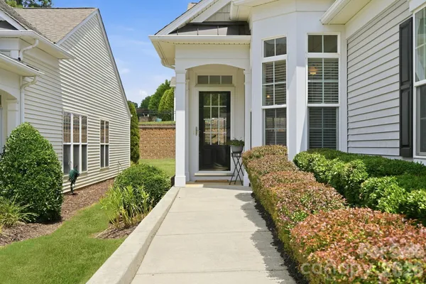Property Slideshow image 3 of 32 | 17510 hawks view dr, Fort Mill, SC, 29707