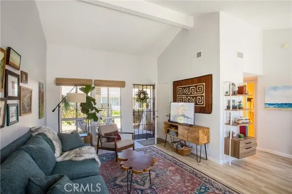 Property Slideshow image 3 of 32 | 3685 vista campana 66, Oceanside, CA, 92057