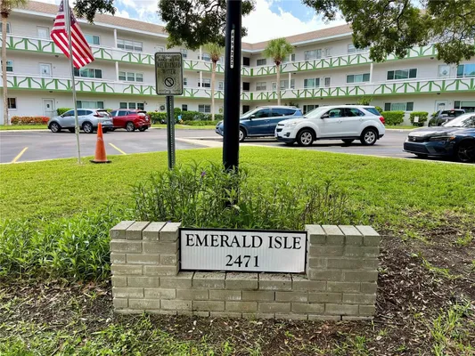 Property Slideshow image 3 of 44 | 2471 sumatran way 43, Clearwater, FL, 33763