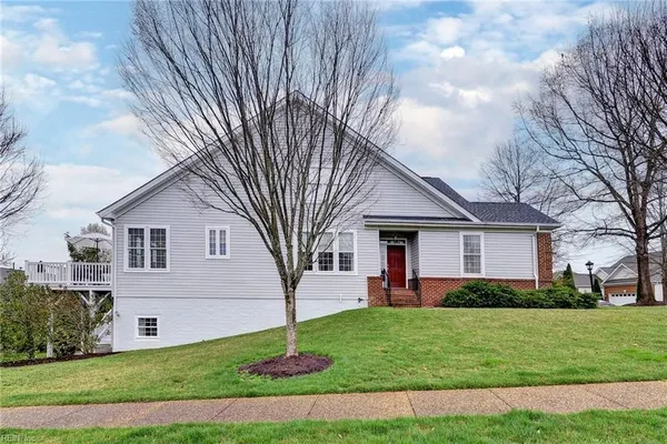 Property Slideshow image 3 of 50 | 4697 westhampton, Williamsburg, VA, 23188