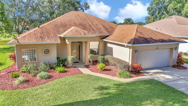 Property Slideshow image 2 of 33 | 5441 grove mnr, Lady Lake, FL, 32159