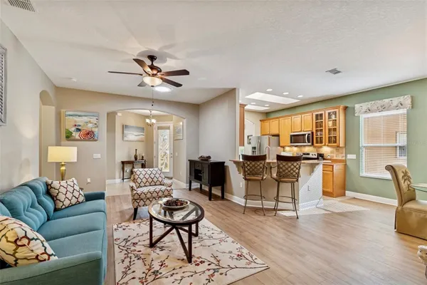 Property Slideshow image 3 of 62 | 722 portofino dr, Poinciana, FL, 34759