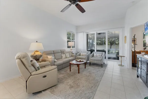 Property Slideshow image 3 of 24 | 7607 preserves ct, Sarasota, FL, 34243