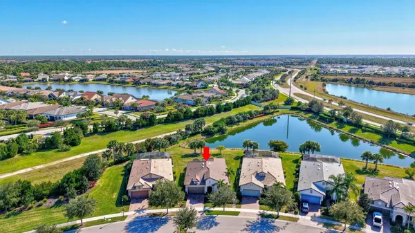 Property Slideshow image 3 of 62 | 5635 rain lily ct, Sarasota, FL, 34238