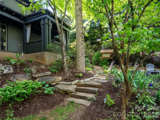 Property Slideshow image 2 of 48 | 1002 coves pheasant ct, Biltmore Lake, NC, 28715