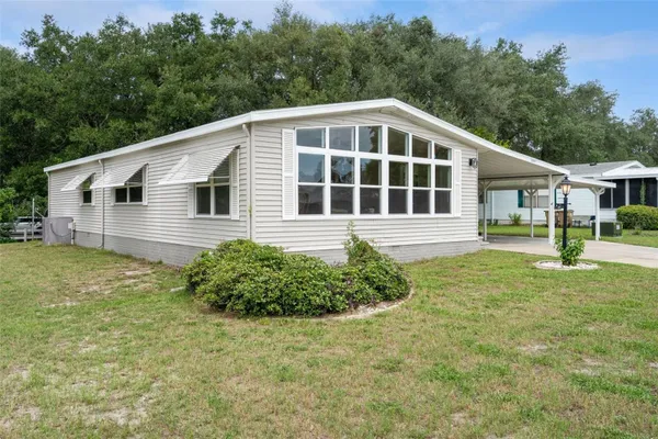 Property Slideshow image 3 of 20 | 25047 bellevue, Leesburg, FL, 34748