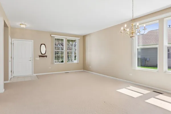 Property Slideshow image 3 of 20 | 11647 stonewater xing, Huntley, IL, 60142