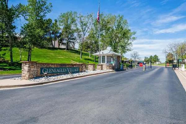 Property Slideshow image 2 of 42 | 1 birmingham ct, Highlands Ranch, CO, 80130