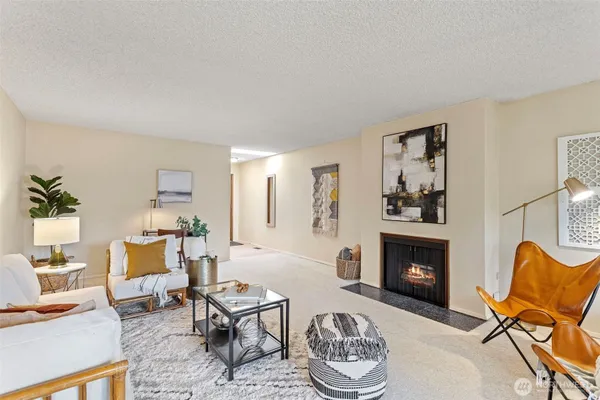 Property Slideshow image 3 of 40 | 11025 glen acres dr d, Seattle, WA, 98168