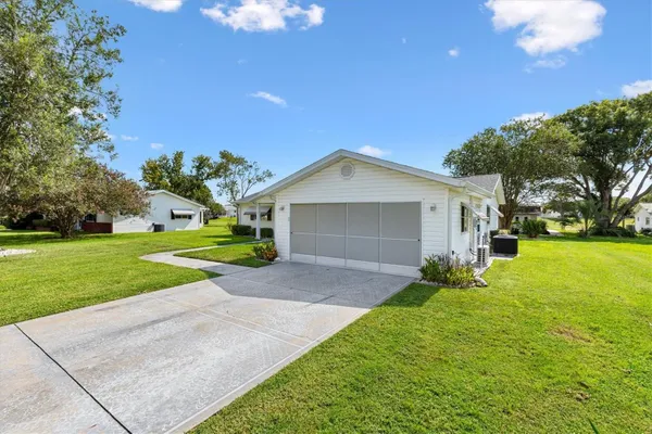 Property Slideshow image 2 of 47 | 17710 se 108th ave, Summerfield, FL, 34491