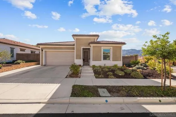 Property Slideshow image 2 of 49 | 11885 discovery ct, Corona, CA, 92883
