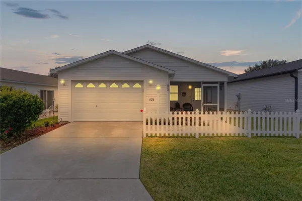 Property Slideshow image 2 of 43 | 424 rose croft ter, The Villages, FL, 32162