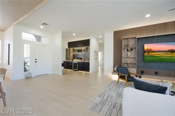 Property Slideshow image 2 of 43 | 2725 youngdale dr, Las Vegas, NV, 89134