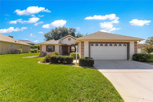 Property Slideshow image 2 of 39 | 12054 se 174th pl, Summerfield, FL, 34491