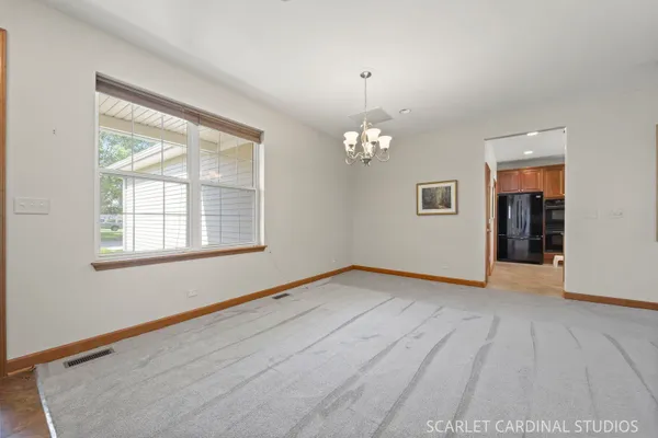 Property Slideshow image 3 of 17 | 768 bohannon cir, Oswego, IL, 60543