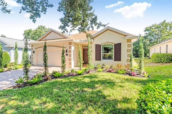 Property Slideshow image 3 of 33 | 123 avenham dr, Deland, FL, 32724