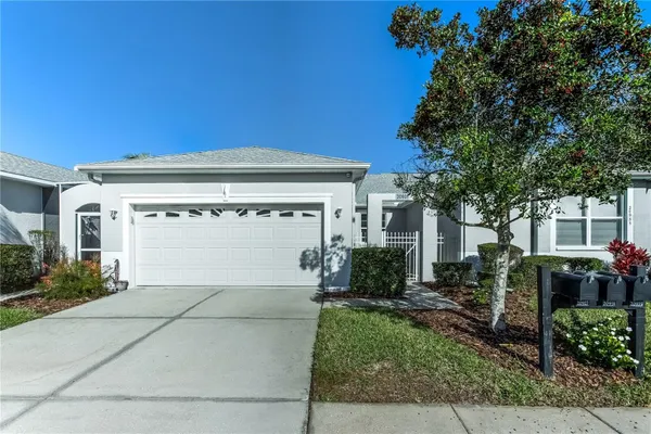 Property Slideshow image 2 of 36 | 20931 jaffa ln, Land O Lakes, FL, 34637