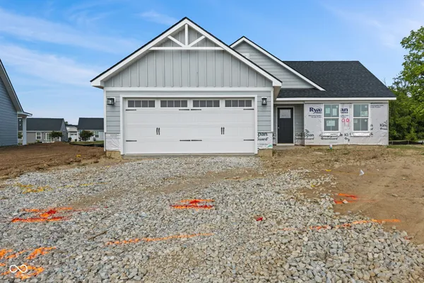 Property Slideshow image 3 of 25 | 58 eagles trce, Whiteland, IN, 46184