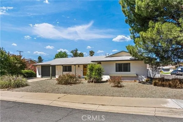 Property Slideshow image 2 of 44 | 28869 hope dr, Menifee, CA, 92586