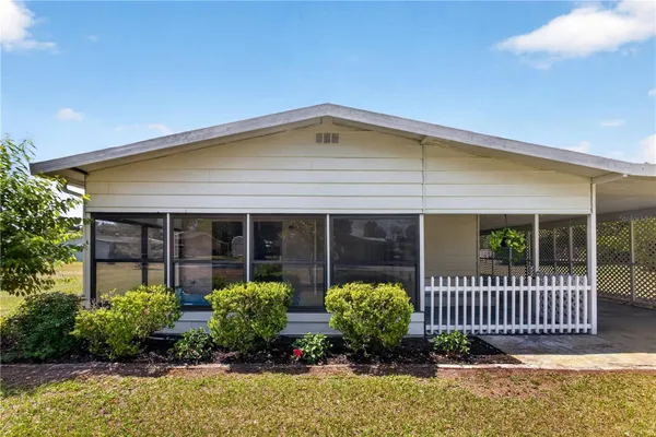 Property Slideshow image 2 of 46 | 8972 sw 103rd ln, Ocala, FL, 34481