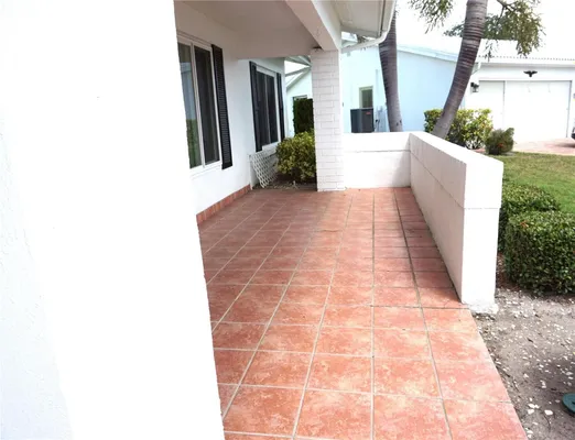 Property Slideshow image 2 of 60 | 4031 93rd ter 5, Pinellas Park, FL, 33782