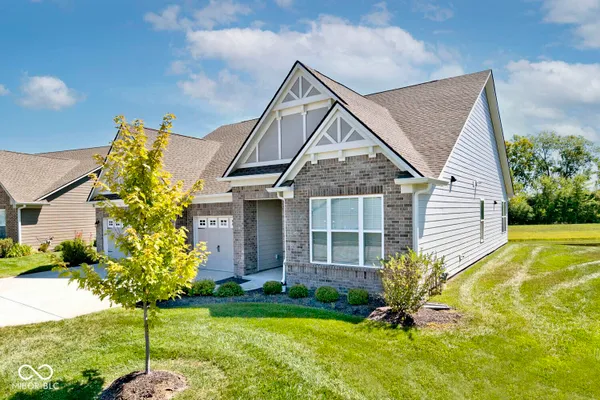 Property Slideshow image 3 of 29 | 3863 albert ln, Bargersville, IN, 46106