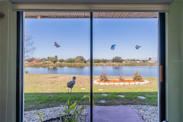 Property Slideshow image 3 of 37 | 1723 wolf laurel dr, Sun City Center, FL, 33573