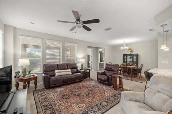 Property Slideshow image 3 of 29 | 5504 nw 40th loop, Ocala, FL, 34482