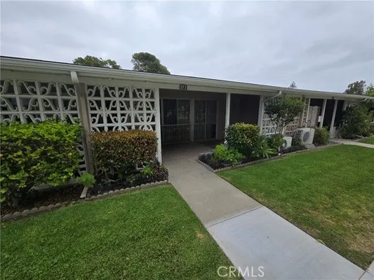 Property Slideshow image 2 of 11 | 13681 saint andrew dr 27j, Seal Beach, CA, 90740