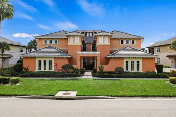 Property Slideshow image 2 of 69 | 1139 riverscape st 2, Bradenton, FL, 34208