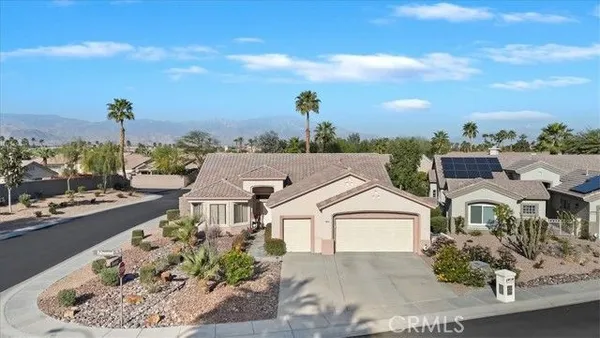 Property Slideshow image 2 of 25 | 39375 falconwood ct, Palm Desert, CA, 92211