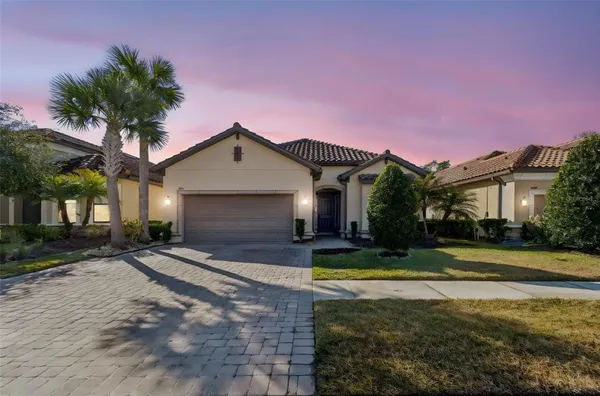 Property Slideshow image 2 of 76 | 8551 grand alberato rd, Tampa, FL, 33647