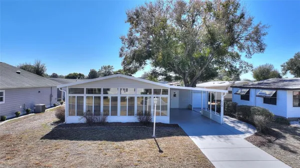 Property Slideshow image 3 of 48 | 524 bonita dr, Lady Lake, FL, 32159