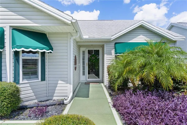 Property Slideshow image 3 of 39 | 17718 se 81st wynstone ave, The Villages, FL, 32162