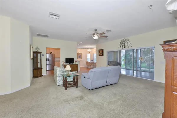 Property Slideshow image 3 of 48 | 4465 strathmore dr, Lake Wales, FL, 33859