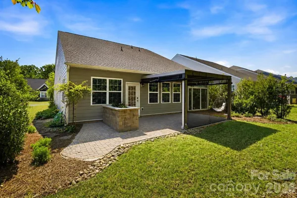 Property Slideshow image 2 of 48 | 124 van gogh trl, Mount Holly, NC, 28120
