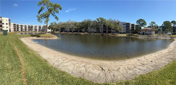 Property Slideshow image 3 of 28 | 6070 80th st n unit 105, Saint Petersburg, FL, 33709