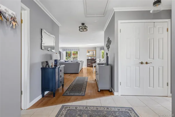 Property Slideshow image 2 of 35 | 142 flintlock way f, Yorktown, NY, 10598