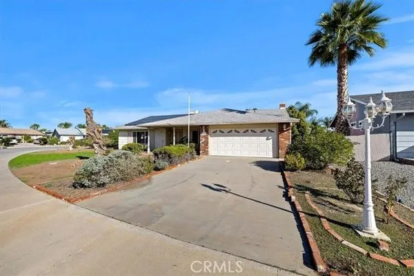 Property Slideshow image 3 of 26 | 27580 charlestown dr, Menifee, CA, 92586
