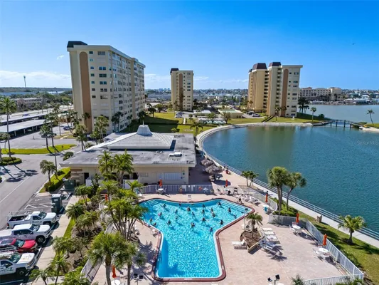 Property Slideshow image 2 of 61 | 4775 cove cir 103, St Petersburg, FL, 33708