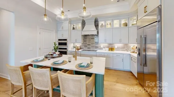 Property Slideshow image 3 of 11 | 4156 creek bridge cir, Charlotte, NC, 28213