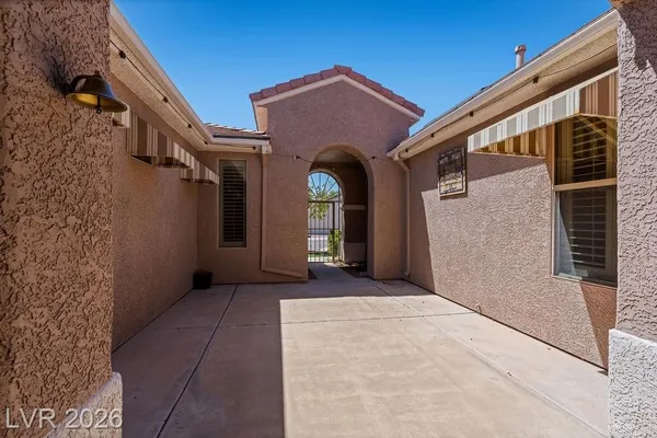 Property Slideshow image 3 of 52 | 2006 poppywood ave, Henderson, NV, 89012