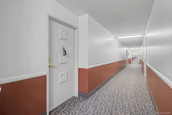 Property Slideshow image 3 of 39 | 3082 s wheeling way 404, Aurora, CO, 80014