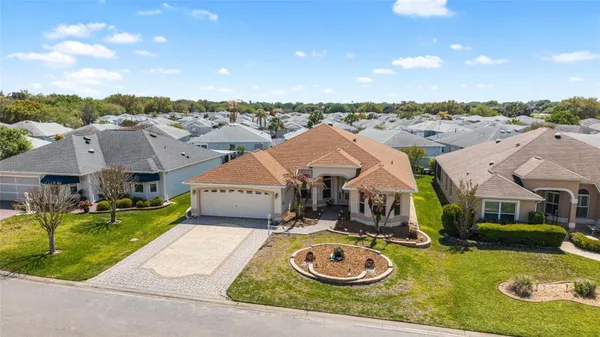 Property Slideshow image 2 of 39 | 17984 se 89th rothway ct, The Villages, FL, 32162