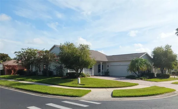 Property Slideshow image 2 of 25 | 130 prima dr, Kissimmee, FL, 34759