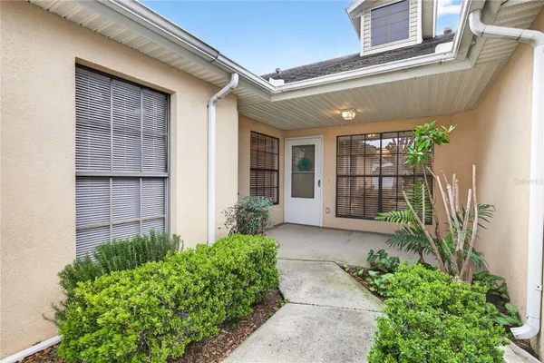 Property Slideshow image 3 of 44 | 240 juniper way, Tavares, FL, 32778