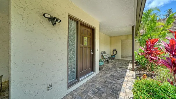 Property Slideshow image 2 of 38 | 2247 bispham rd 50, Sarasota, FL, 34231
