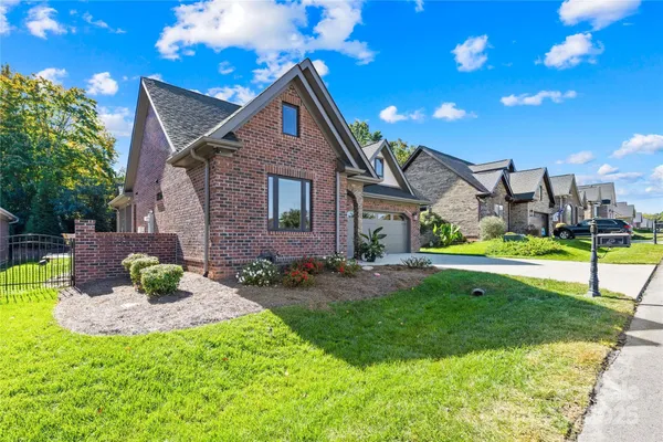 Property Slideshow image 3 of 32 | 1140 golden hill ln, Denver, NC, 28037